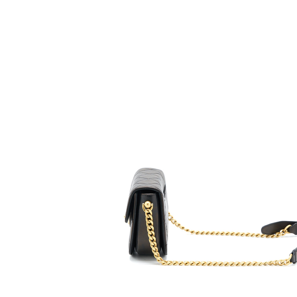 chanel-21s-moon-messenger-bag-calfskin-black-ghw