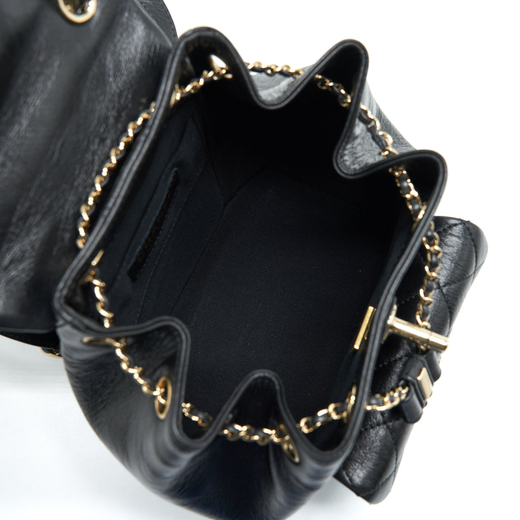 chanel-22c-mini-duma-backpack-calfskin-black-lghw-microchip