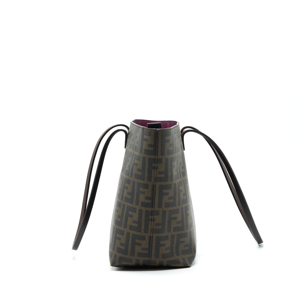 fendi-monogram-leather-shopper-tote-bag