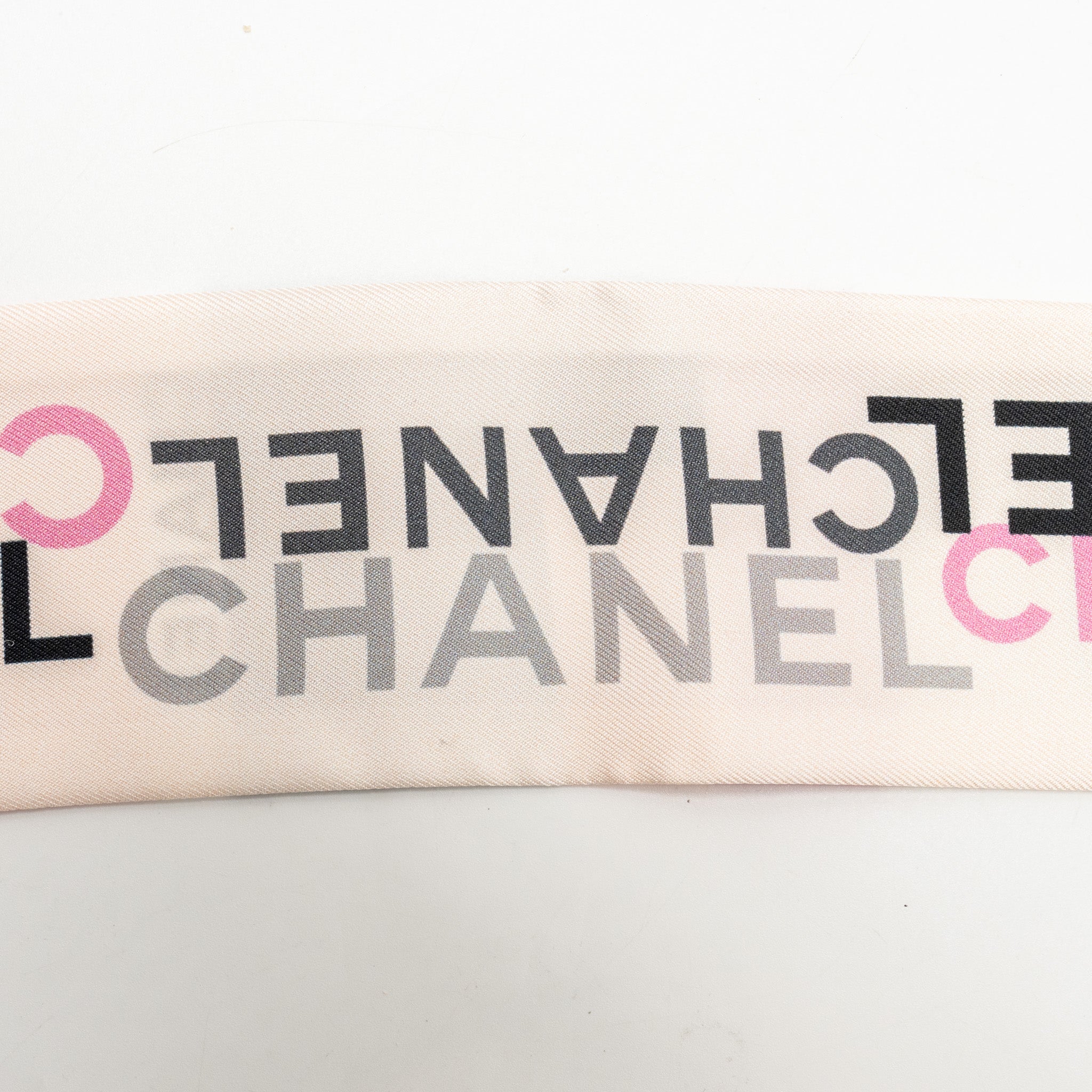 chanel-cc-logo-printed-twilly-silk-pink-multicolour-copy