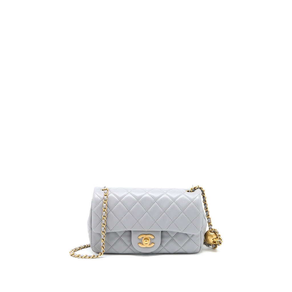 chanel-pearl-crush-mini-rectangular-flap-bag-lambskin-light-grey-brushed-ghwmicrochip