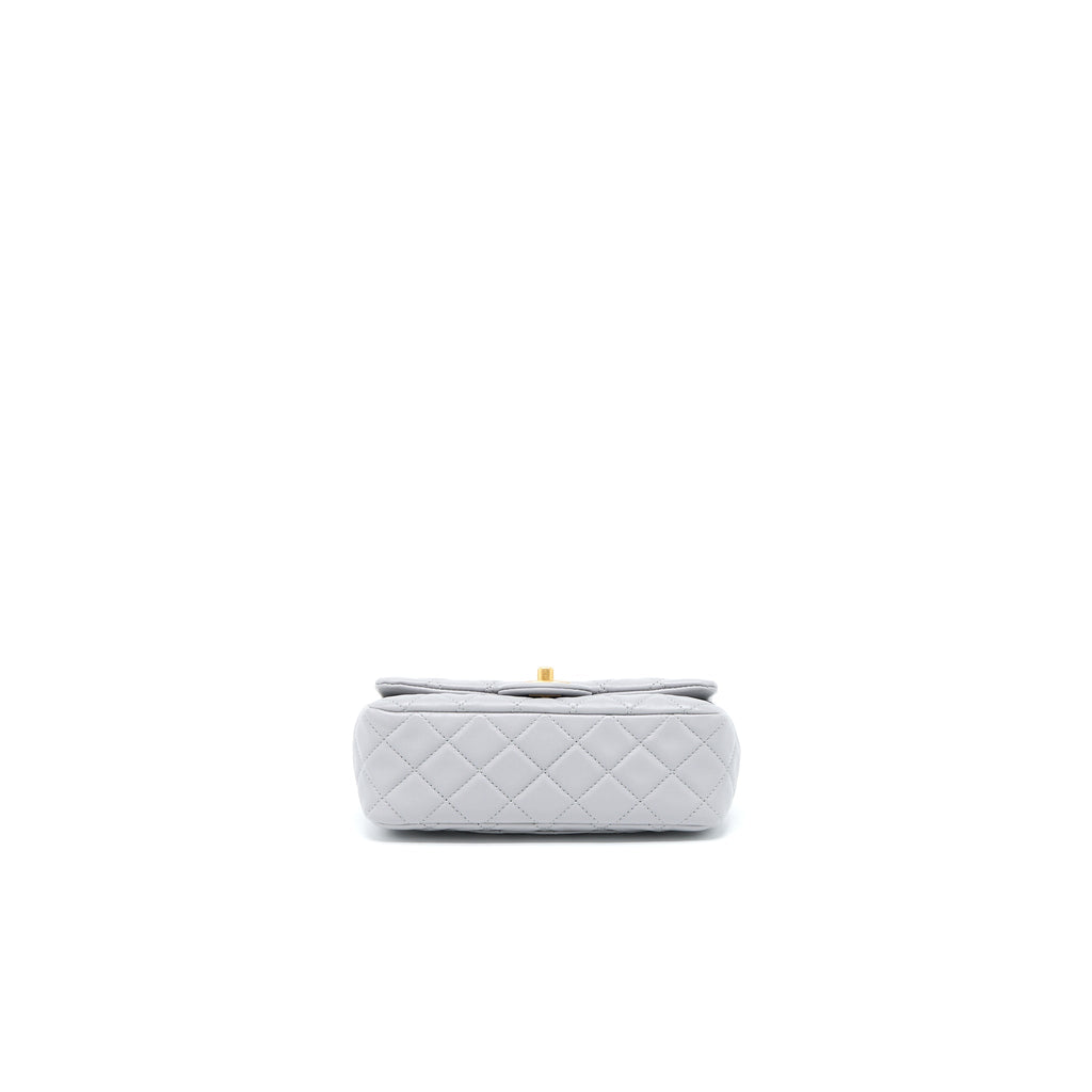 chanel-pearl-crush-mini-rectangular-flap-bag-lambskin-light-grey-brushed-ghwmicrochip