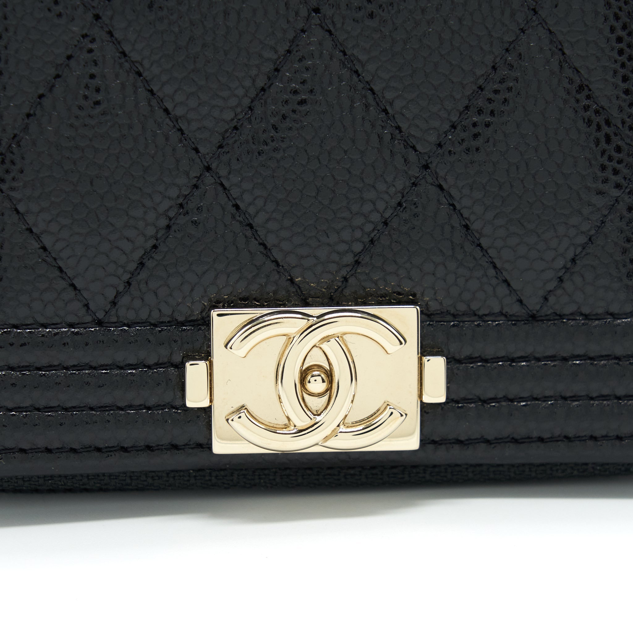 chanel-classic-boy-zip-cardholder-caviar-black-lghw