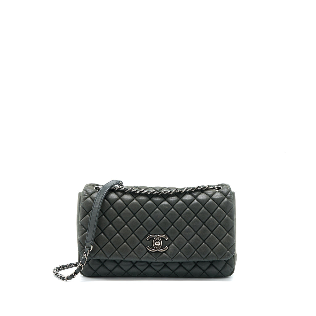chanel-quilted-flap-iridescent-calfskin-dark-green-ruthenium-shw