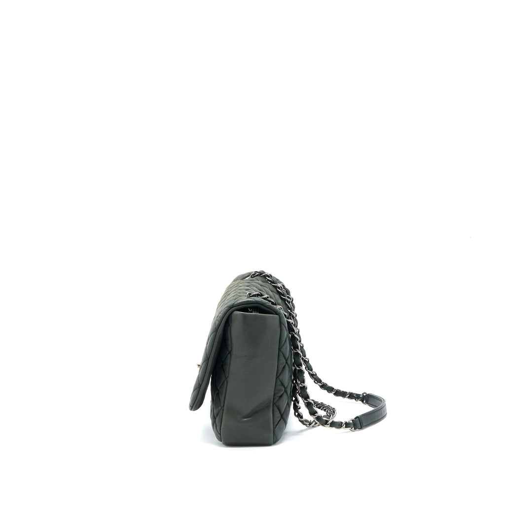 chanel-quilted-flap-iridescent-calfskin-dark-green-ruthenium-shw
