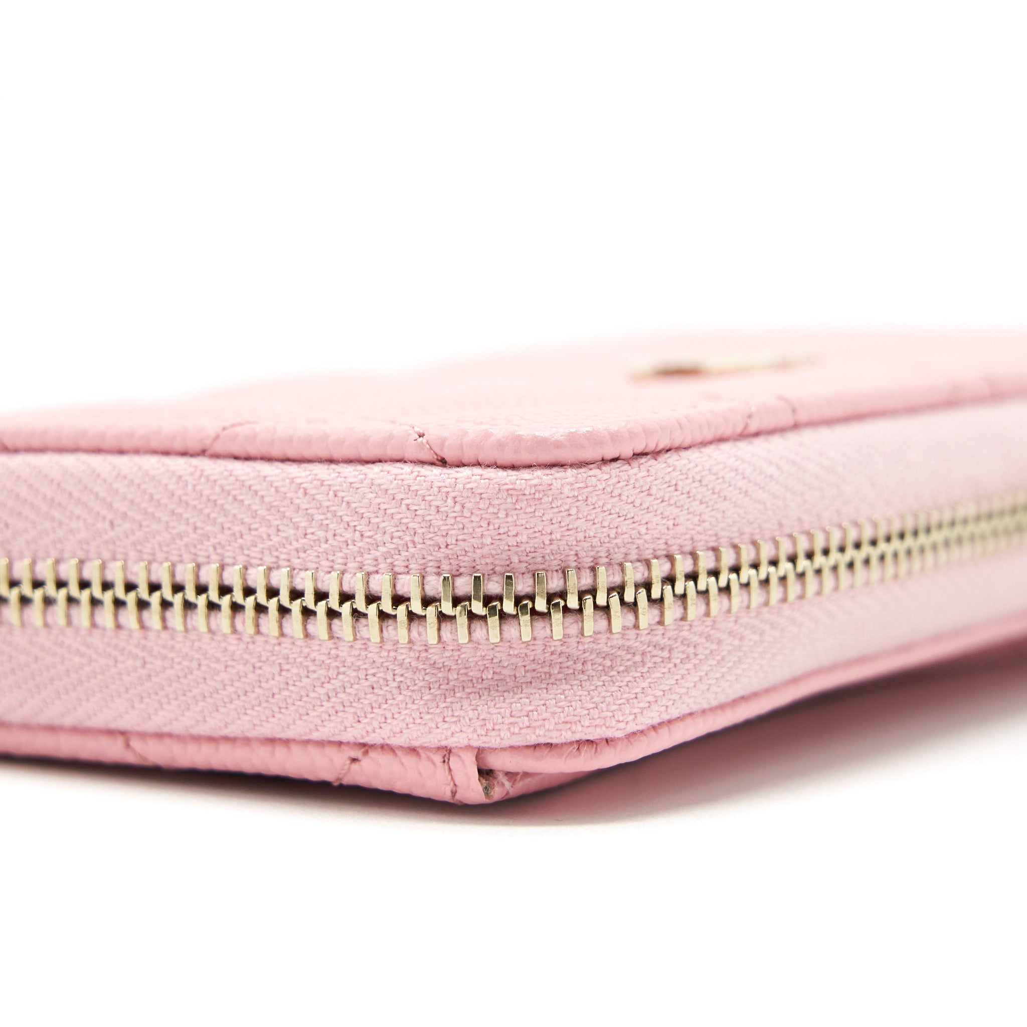 chanel-22c-zip-cardholder-pink-lghw