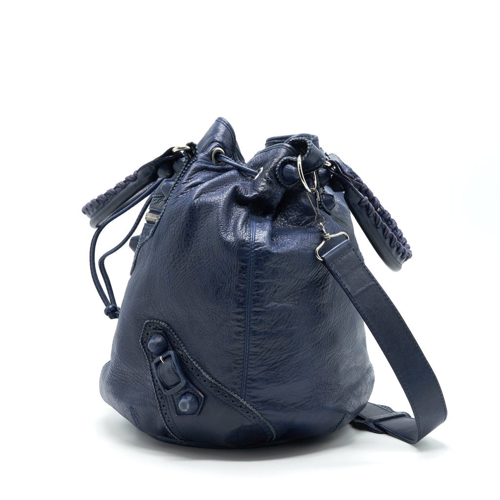 balenciaga-giant-pompon-bucket-bag-navy