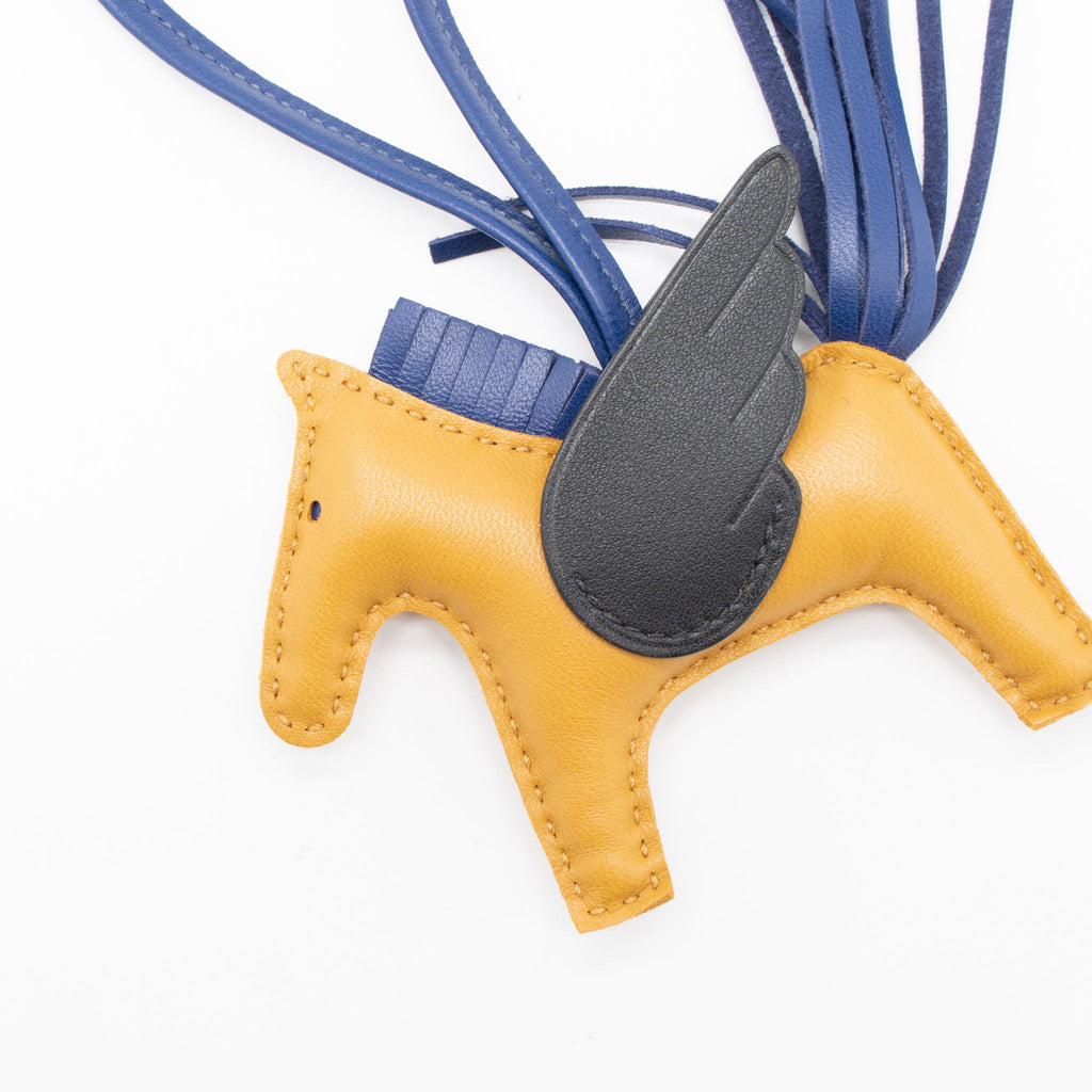 hermes-rodeo-pegase-bag-charm-sesame-bleu-saphir-black-stamp-u