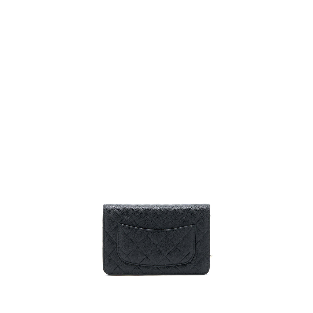 chanel-23c-giant-cc-logo-wallet-on-chain-caviar-black-lghw-microchip-1