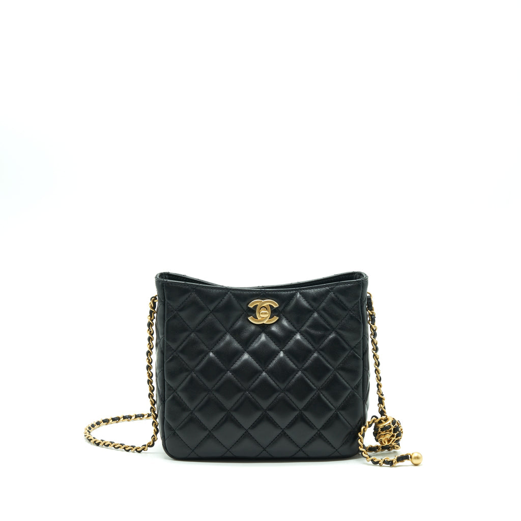 chanel-22s-pearl-crush-hobo-bag-lambskin-black-ghw-microchip
