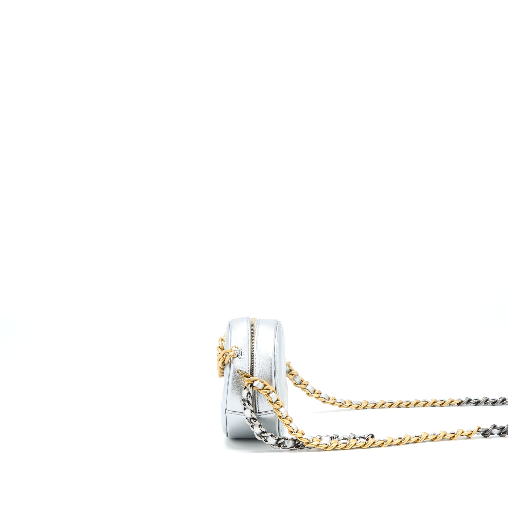 chanel-19-round-clutch-with-chain-goatskin-silver-multicolour-hardware