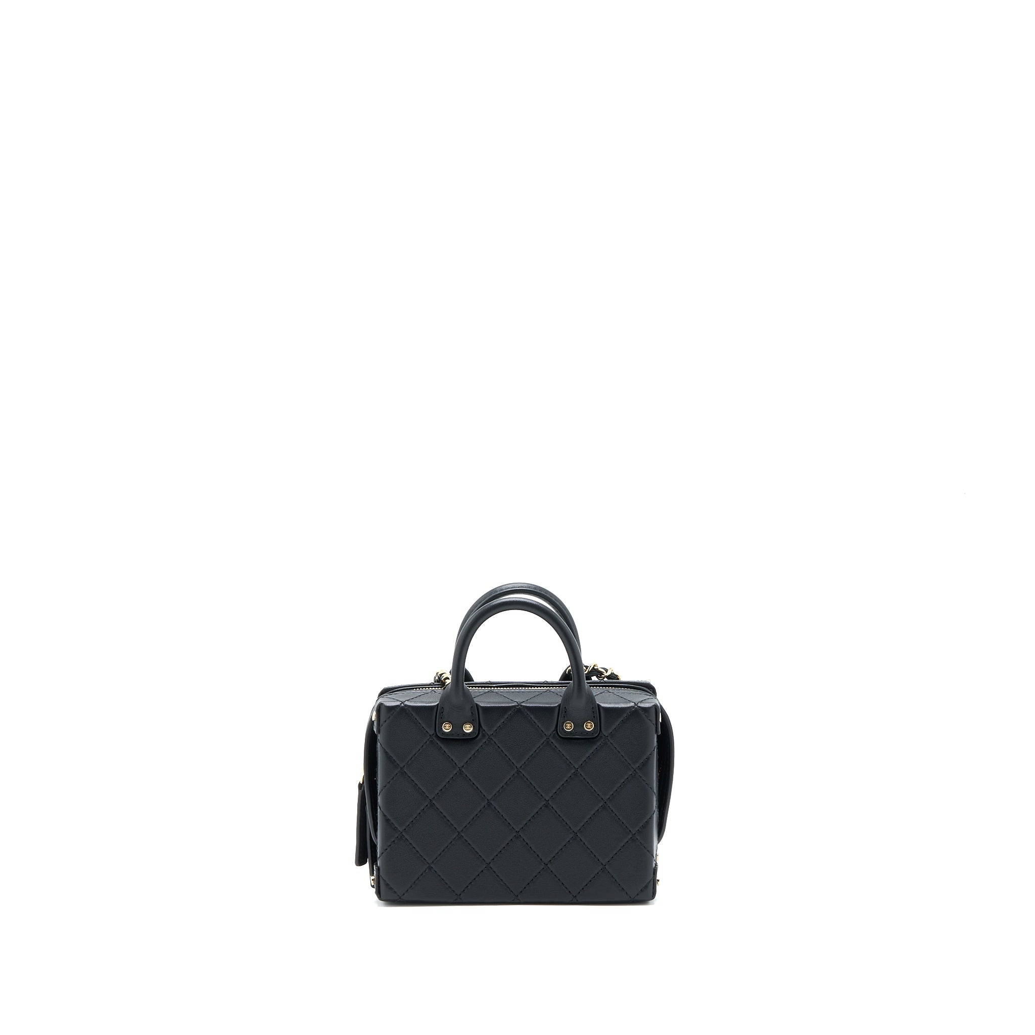 chanel-22b-small-vanity-case-calfskin-black-ghw-microchip