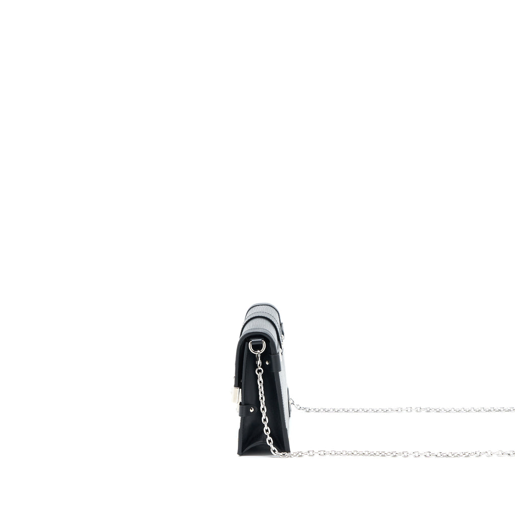 louis-vuitton-trunk-chain-wallet-epi-leather-black-with-shw