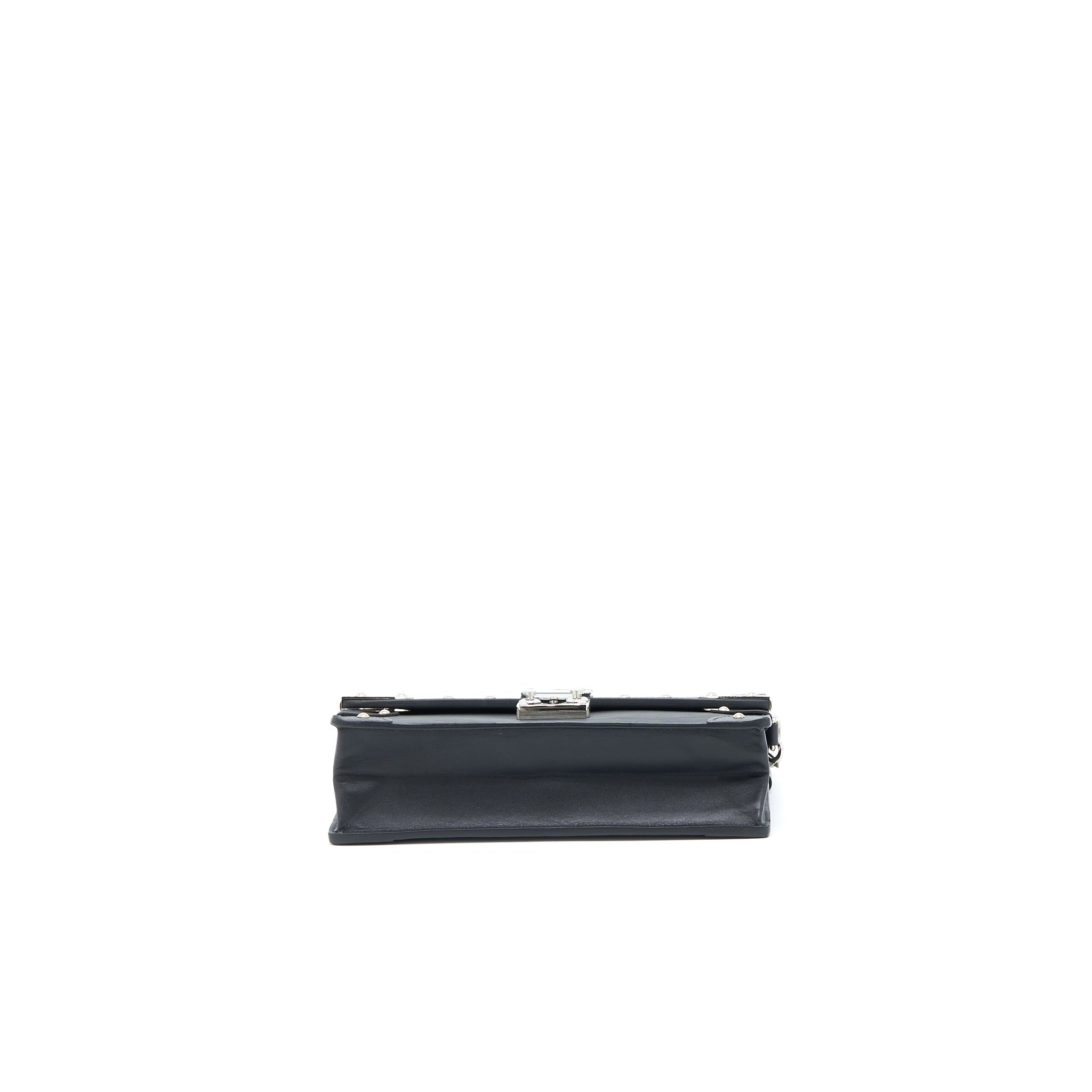 louis-vuitton-trunk-chain-wallet-epi-leather-black-with-shw