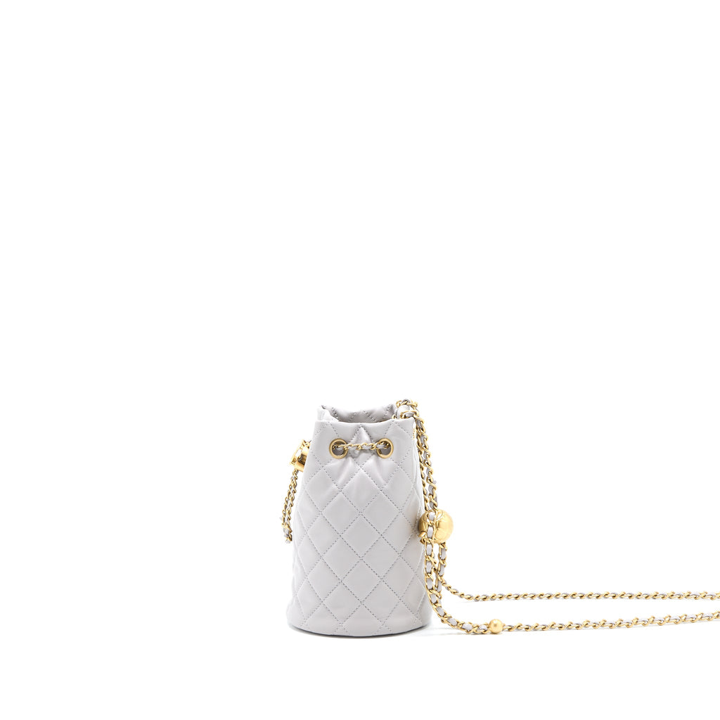 chanel-22b-pearl-crush-bucket-bag-lambskin-grey-ghw-microchip
