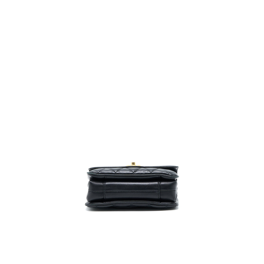 chanel-seasonal-flap-bag-lambskin-black-brushed-ghw