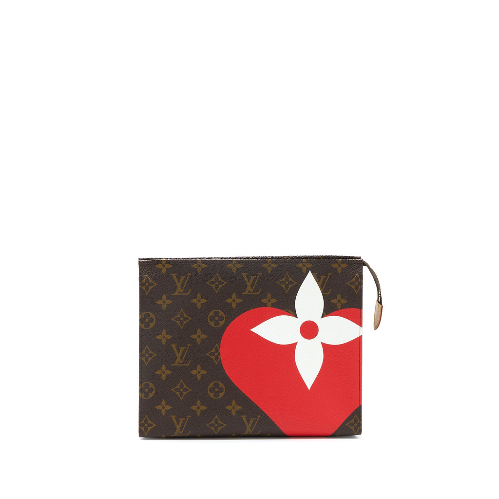 louis-vuitton-toiletry-pochette-26-game-on-monogram-heart-ghw