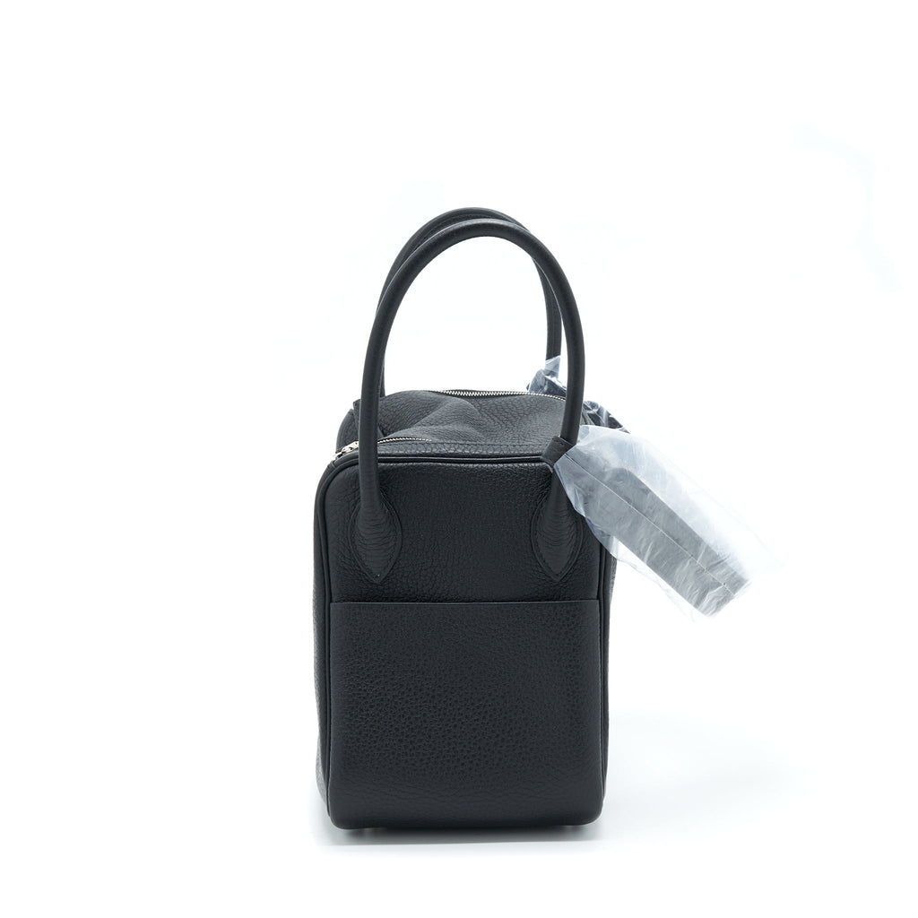 hermes-lindy-26-clemence-black-shw-stamp-z-3