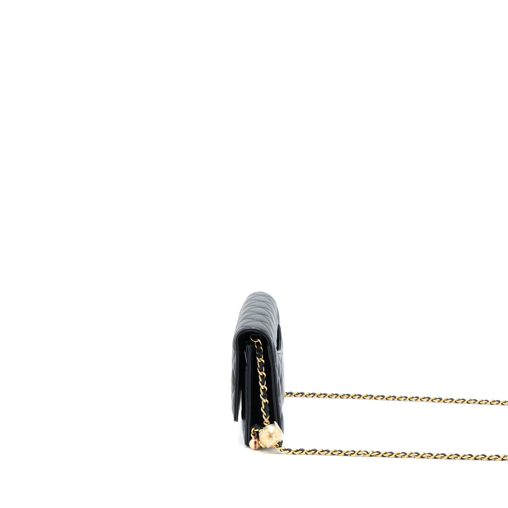 chanel-pearl-crush-wallet-on-chain-lambskin-black-ghw-microchip-3