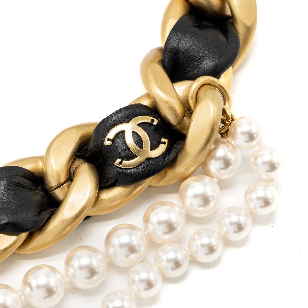 chanel-black-bow-fancy-chain-belt-with-pearl-leather-gold-tone