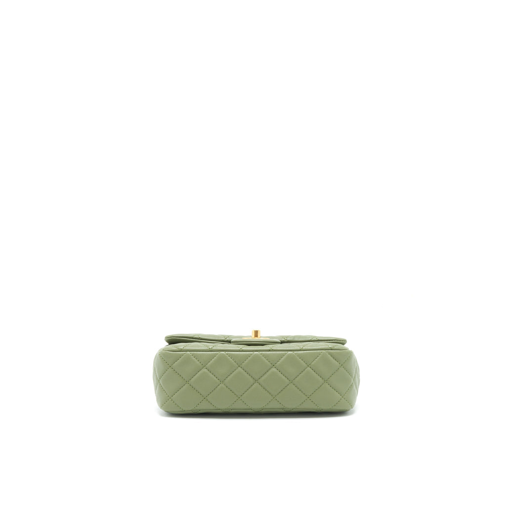 chanel-pearl-crush-mini-rectangular-flap-bag-21b-lambskin-green-ghw