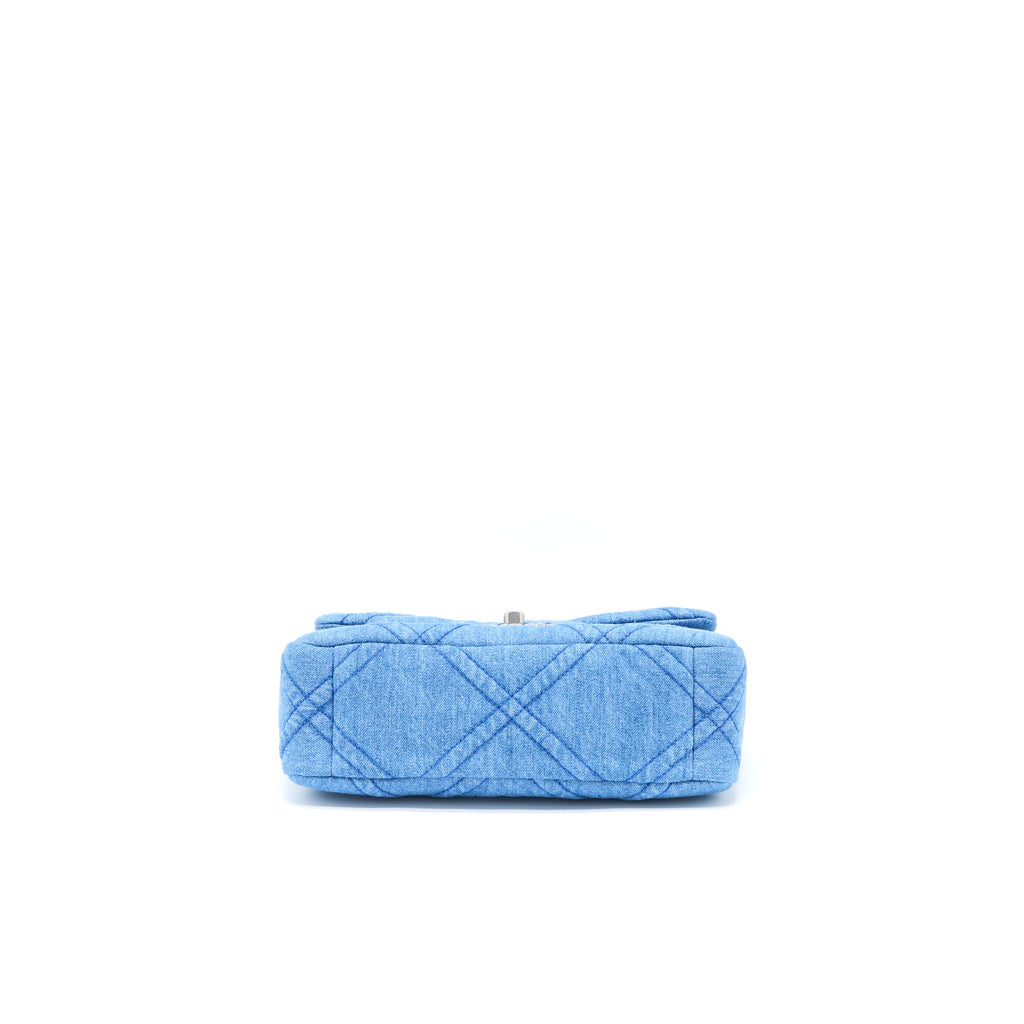 chanel-22p-small-19-bag-denim-light-blue-multicolour-hardware-microchip