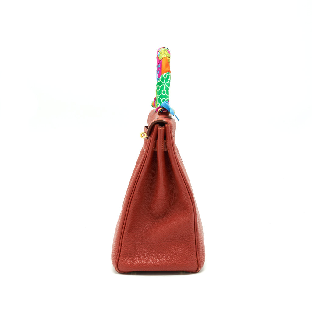 hermes-kelly-35-vermillion-togo-ghw-stamp-square-q-with-an-extra-twilly