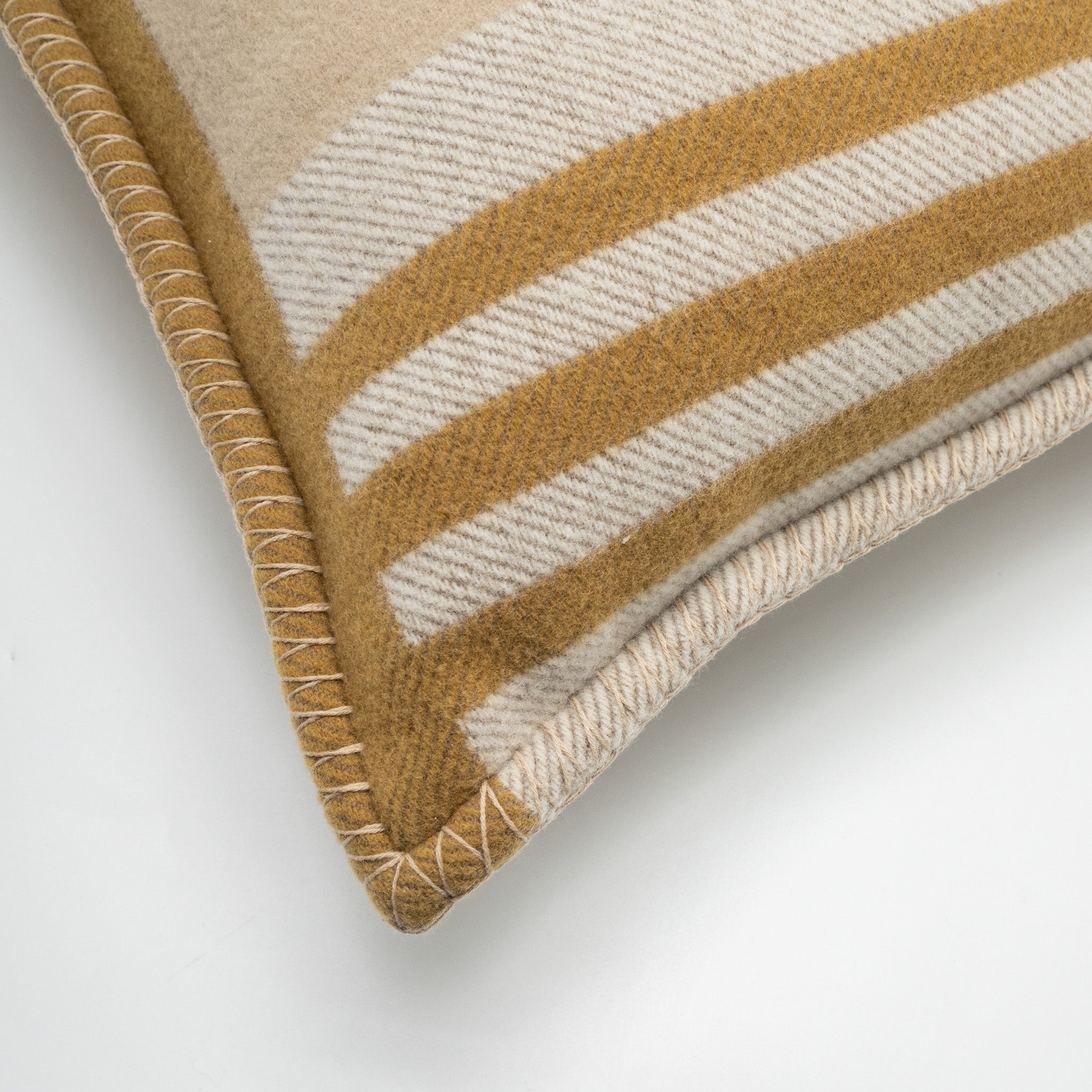 hermes-ithaque-pillow-wool-cashmere-camel-beige-1