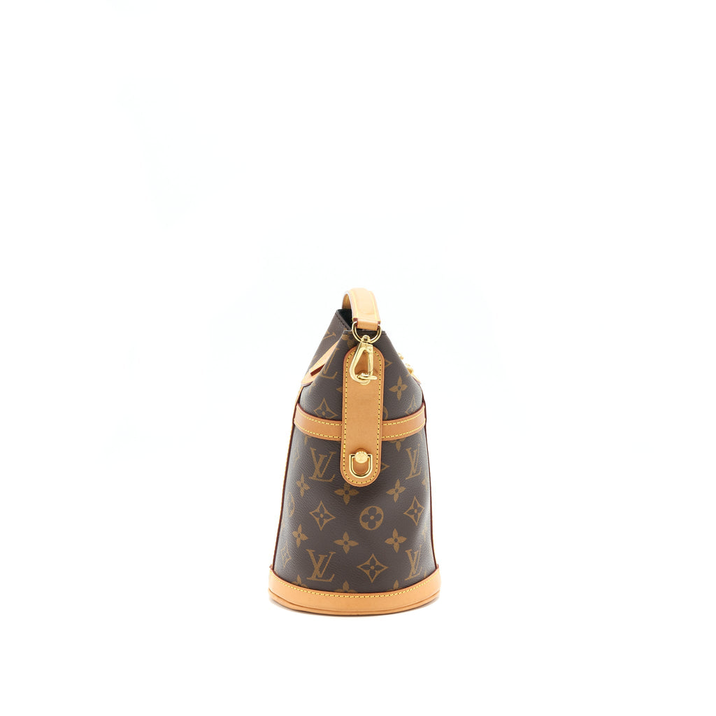 louis-vuitton-duffle-bag-monogram-canvas