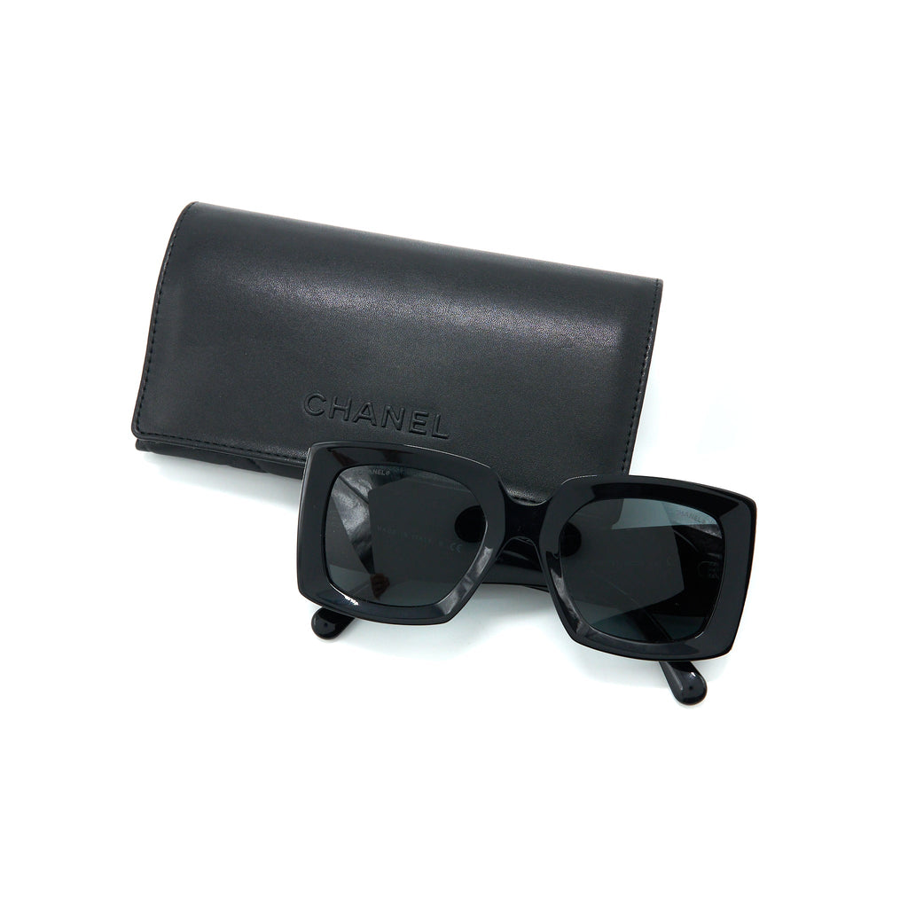 chanel-5435-rectangular-sunglasses-black-lghw