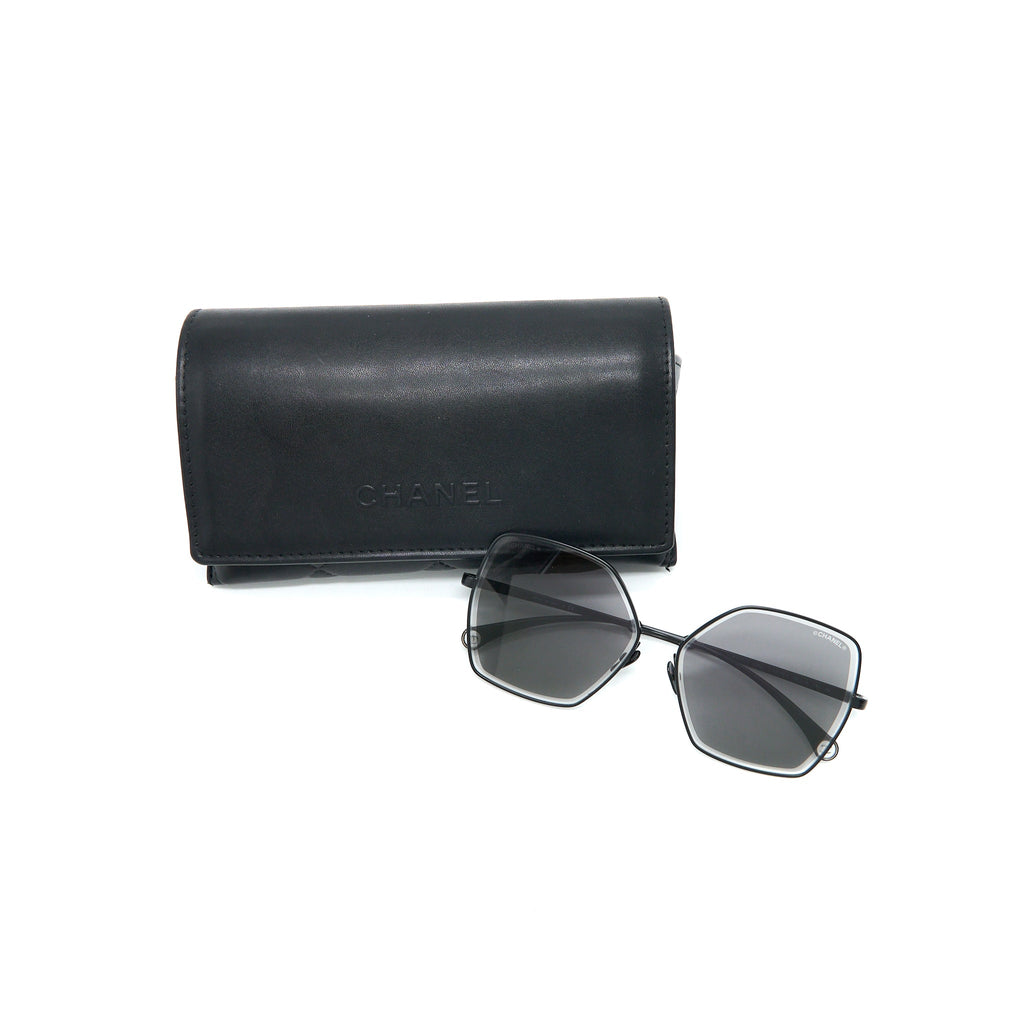 chanel-4262-butterfly-sunglasses-pearl-chain-black-shw