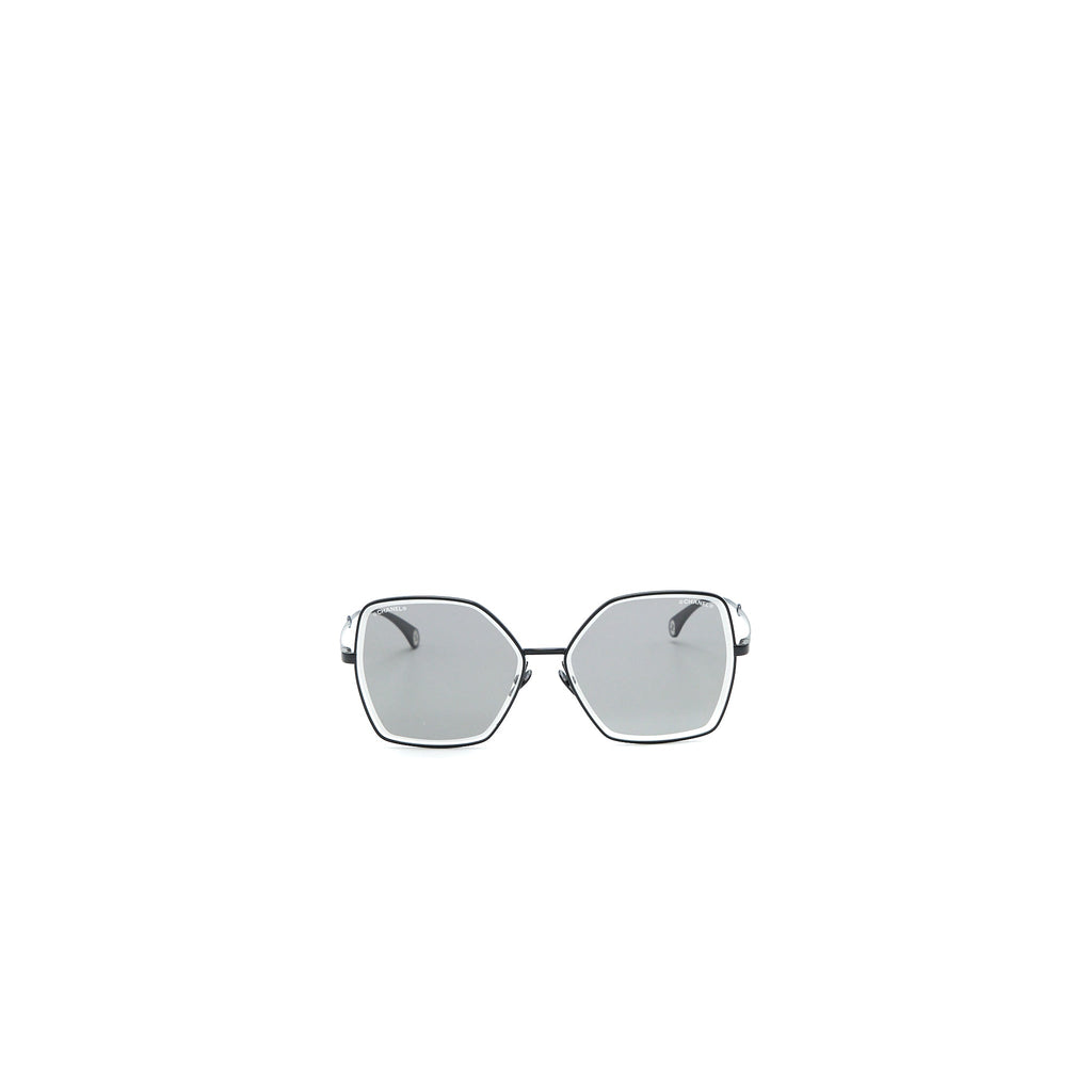 chanel-4262-butterfly-sunglasses-pearl-chain-black-shw