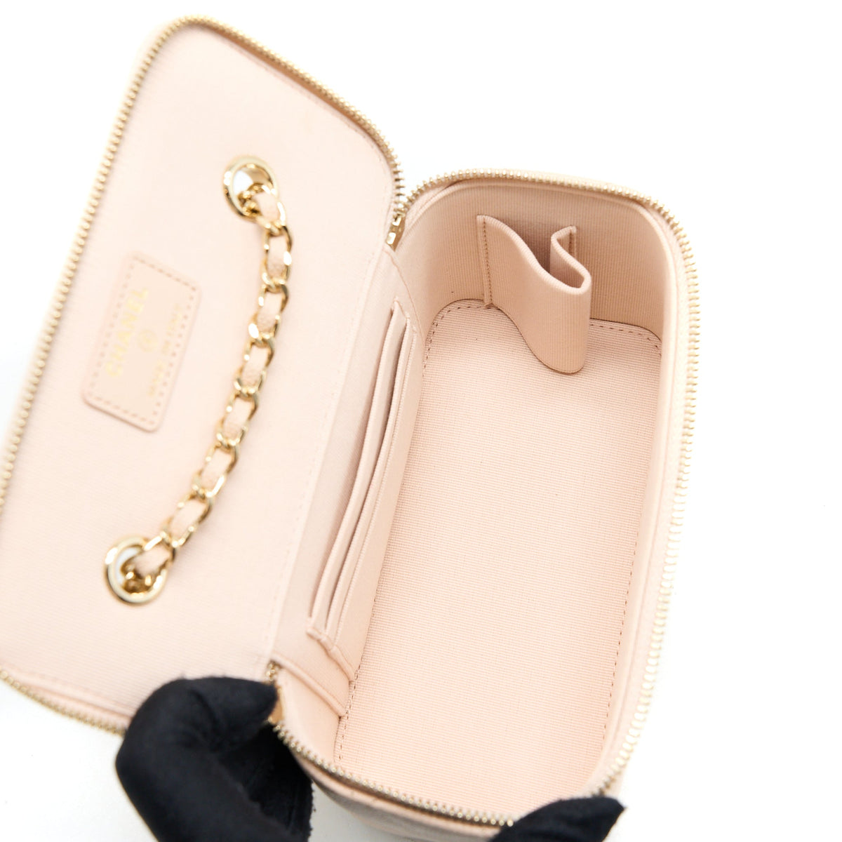 chanel-long-vanity-case-caviar-light-beige-lghw
