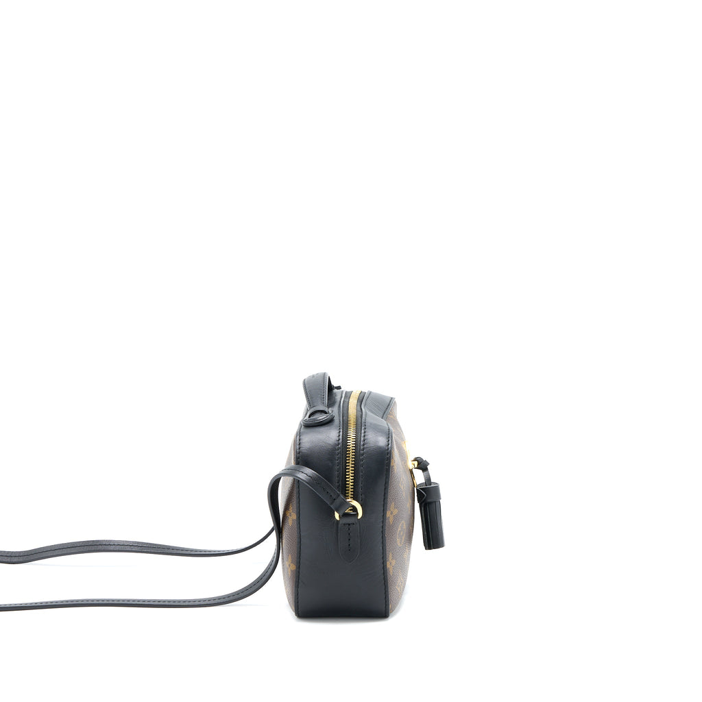 louis-vuitton-crossbody-camera-bag-monogram-canvas-black-leather-ghw