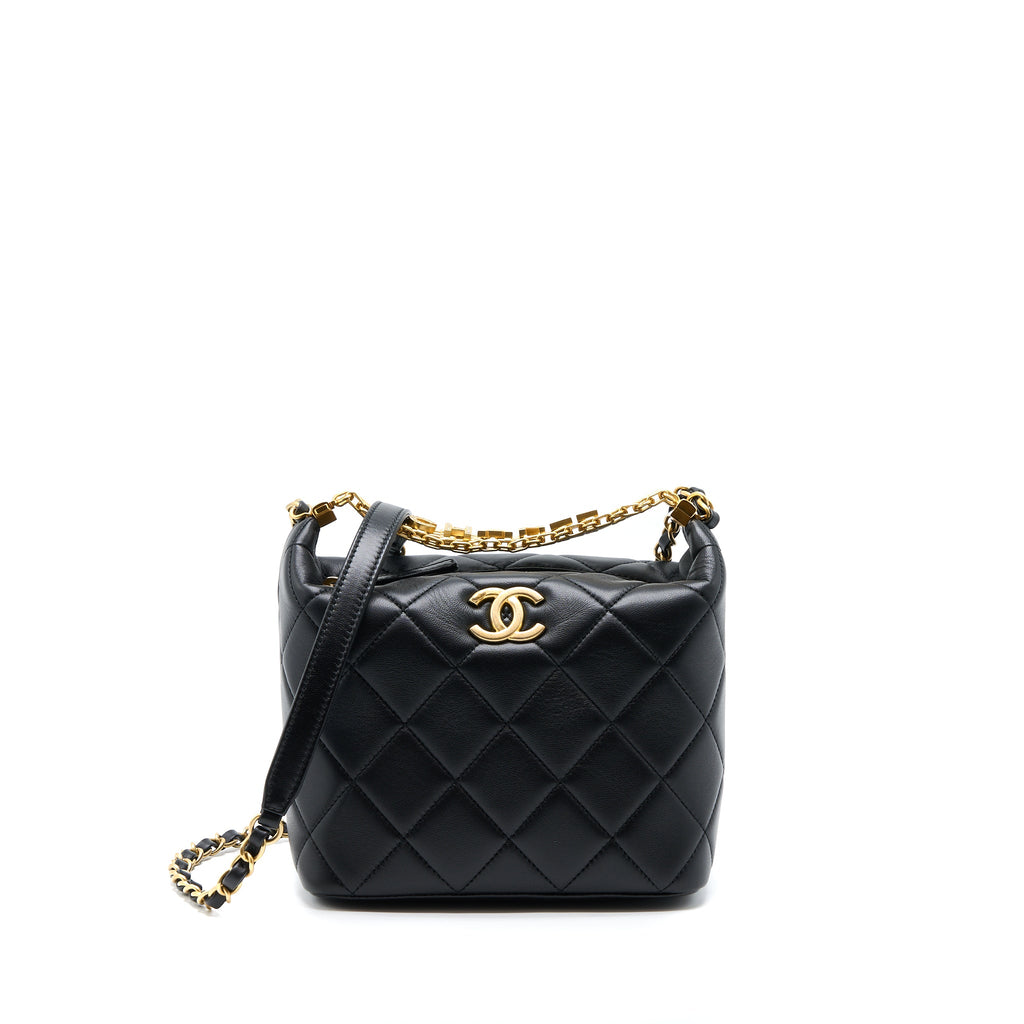 chanel-22s-detail-handle-hobo-crossbody-bag-lambskin-black-ghw
