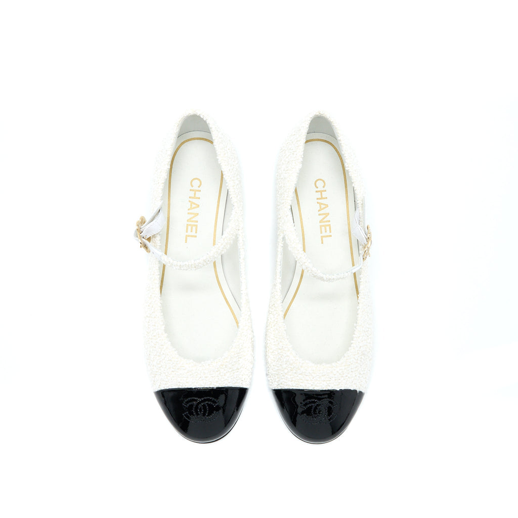 chanel-23c-flat-shoes-fabric-patent-black-white