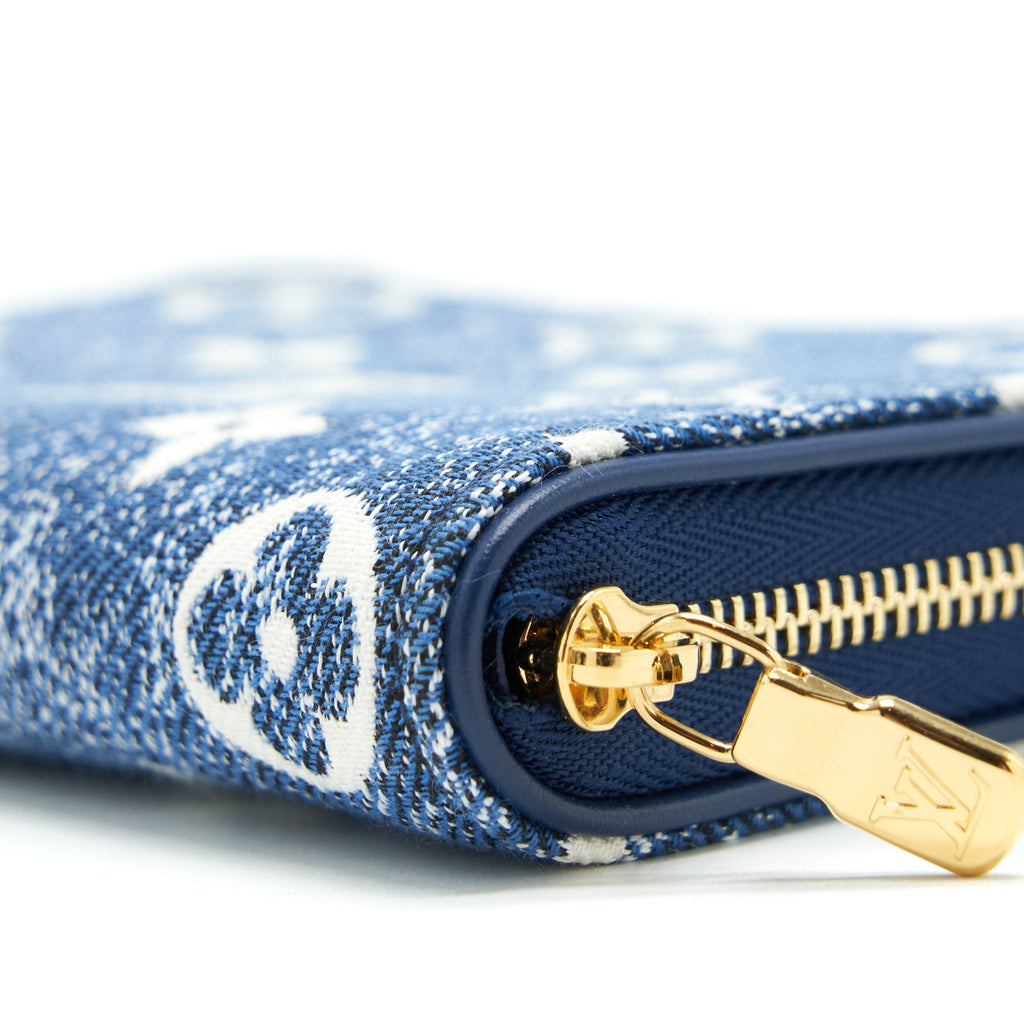 louis-vuitton-zippy-coin-purse-monogram-jacquard-denim-blue-ghw