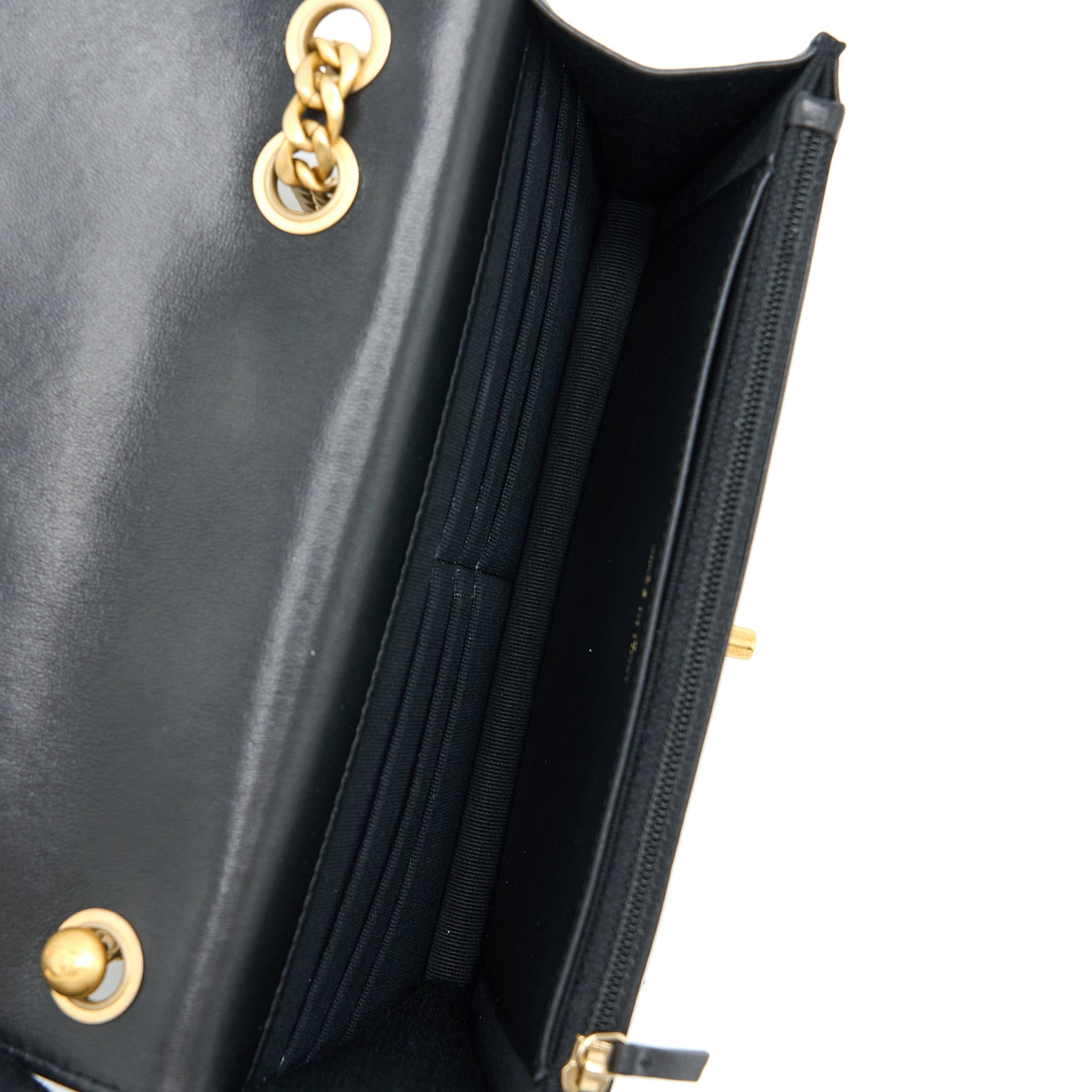 chanel-gold-pillar-wallet-on-chain-lambskin-black-brushed-ghwmicrochip