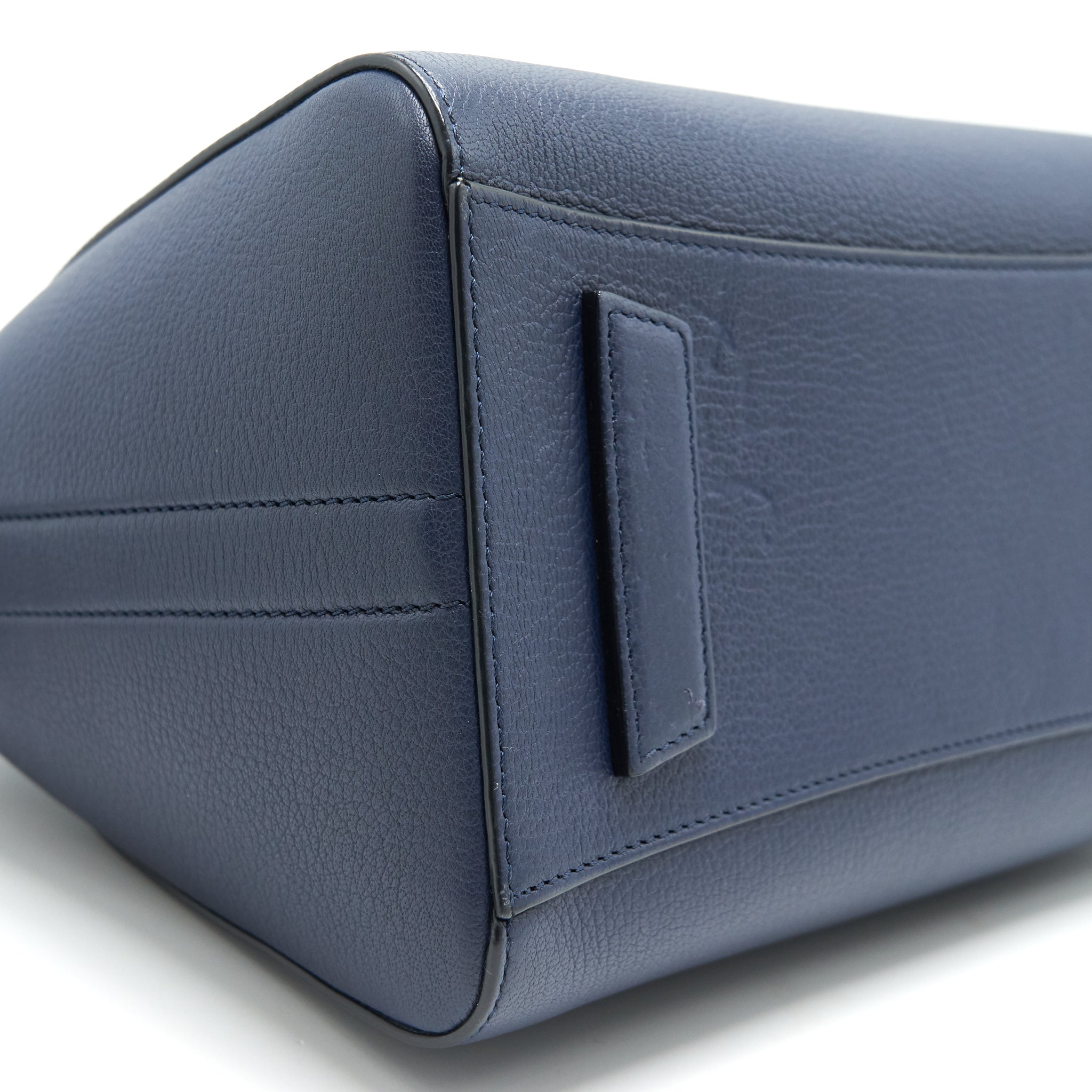 givenchy-small-antigona-tote-bag-navy-shw