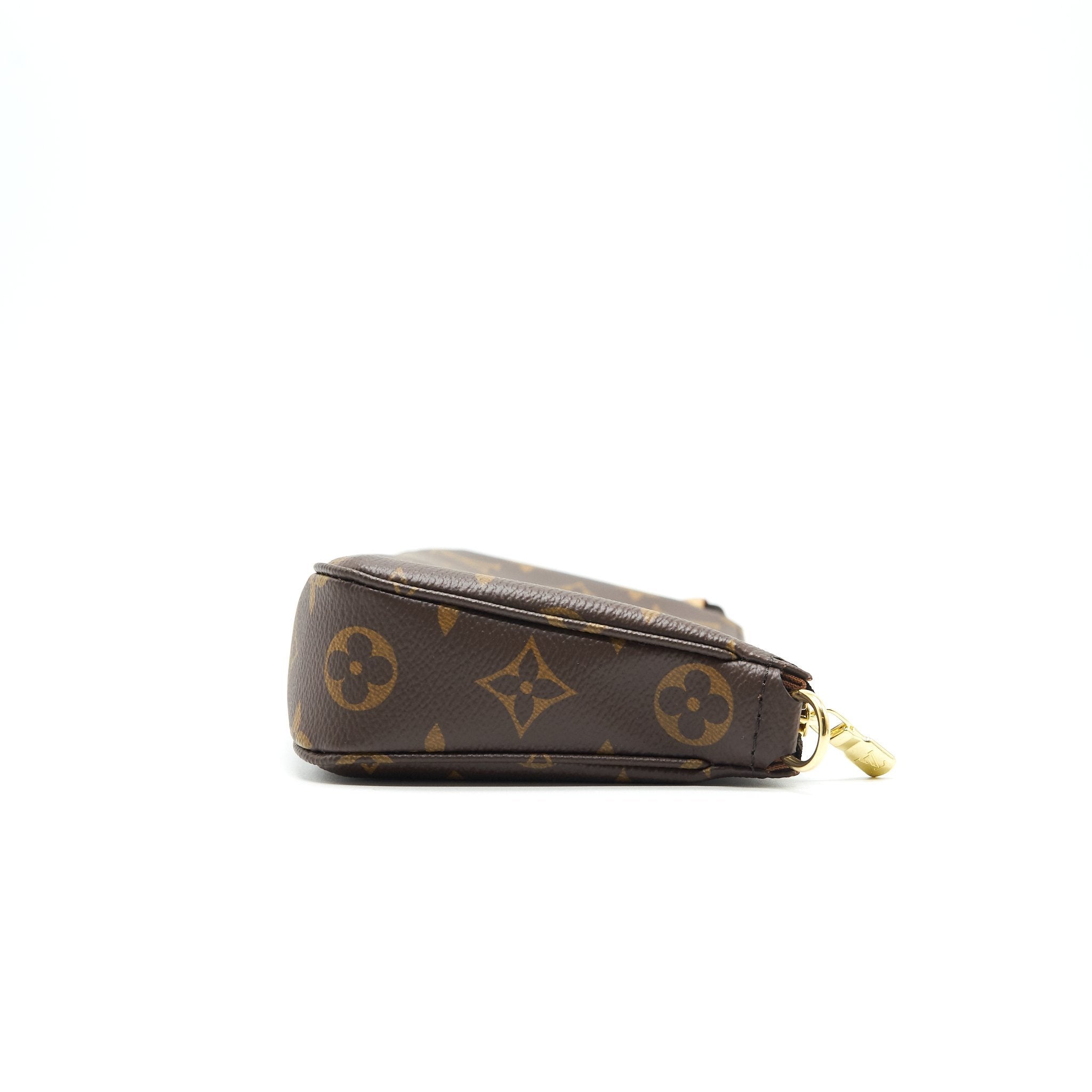 louis-vuitton-pochette-accessories-monogram-1