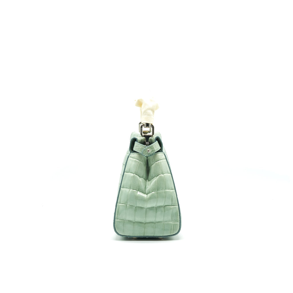 fendi-crocodile-peekaboo-iconic-mini-mint-green