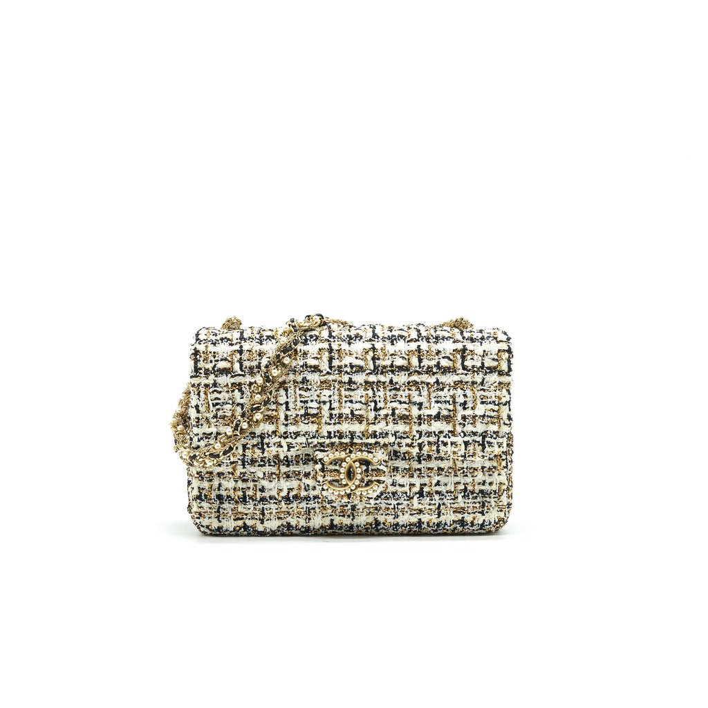 chanel-tweed-flap-bag-limited-edition