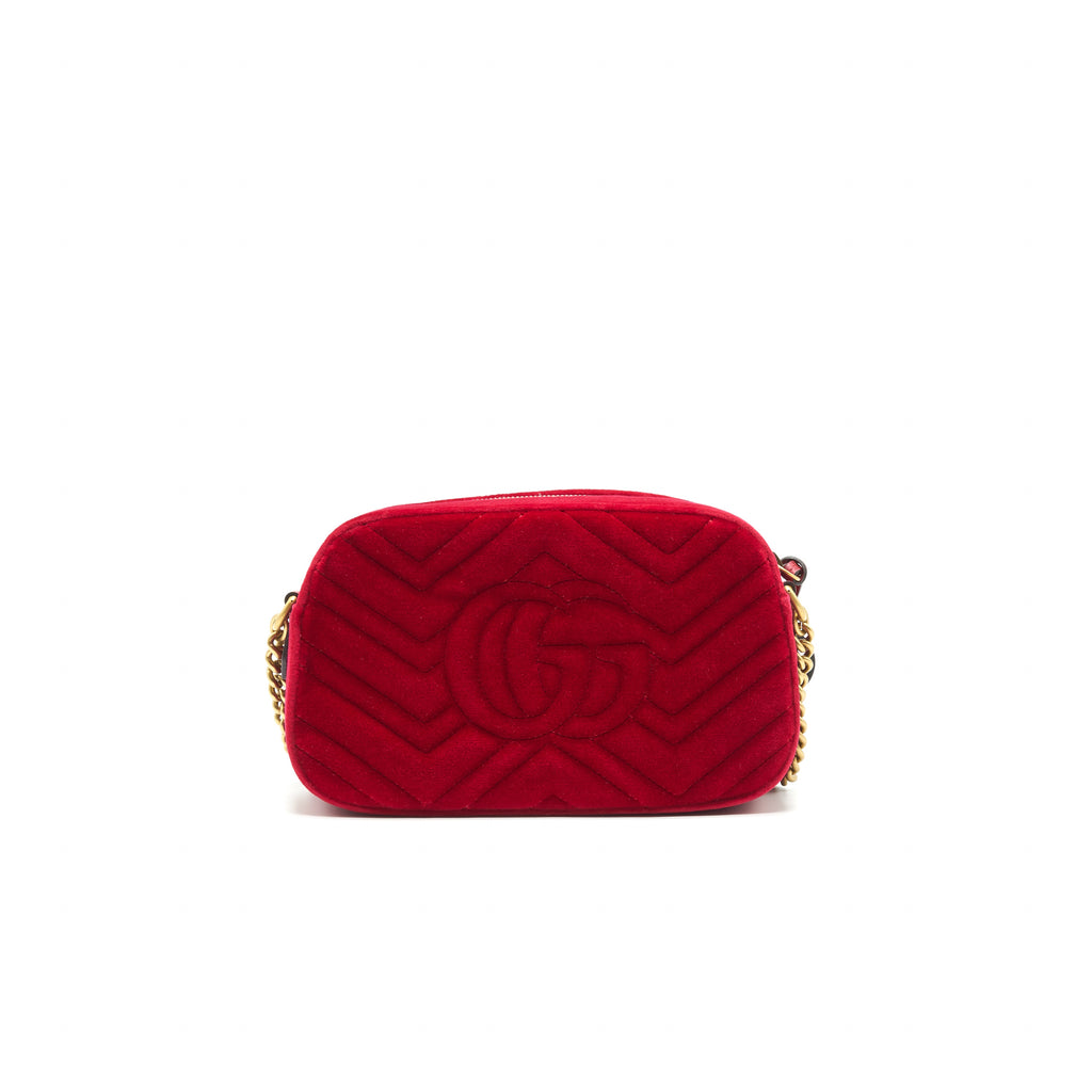 gucci-marmont-valvet-camera-bag-red