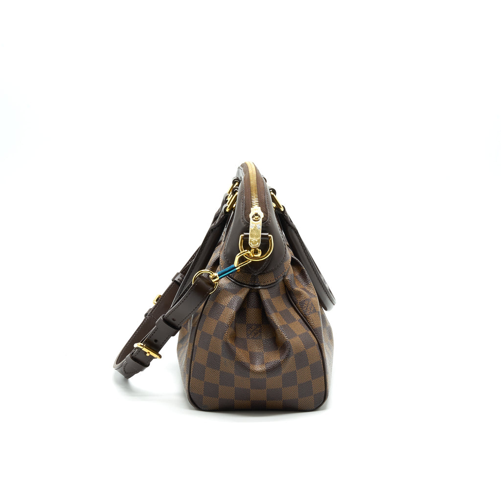 louis-vuitton-damier-canvas-trevi-bag