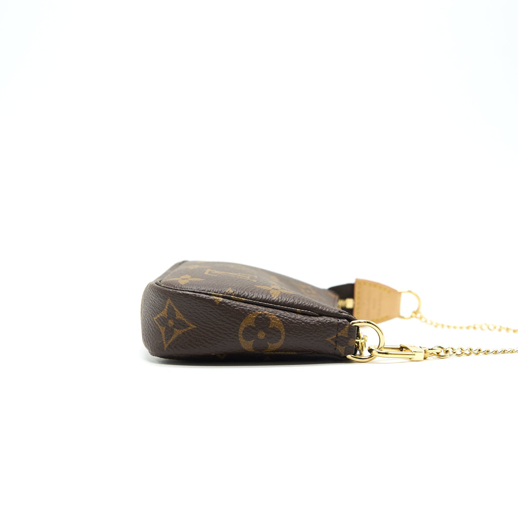 louis-vuitton-mini-pochette-accessories-small-1