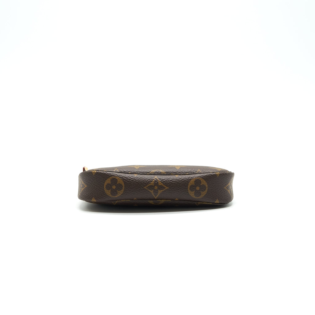 louis-vuitton-mini-pochette-accessories-small-1