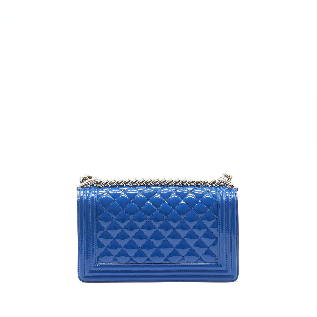 chanel-medium-boy-chanel-patent-leather-electric-blue-with-shw