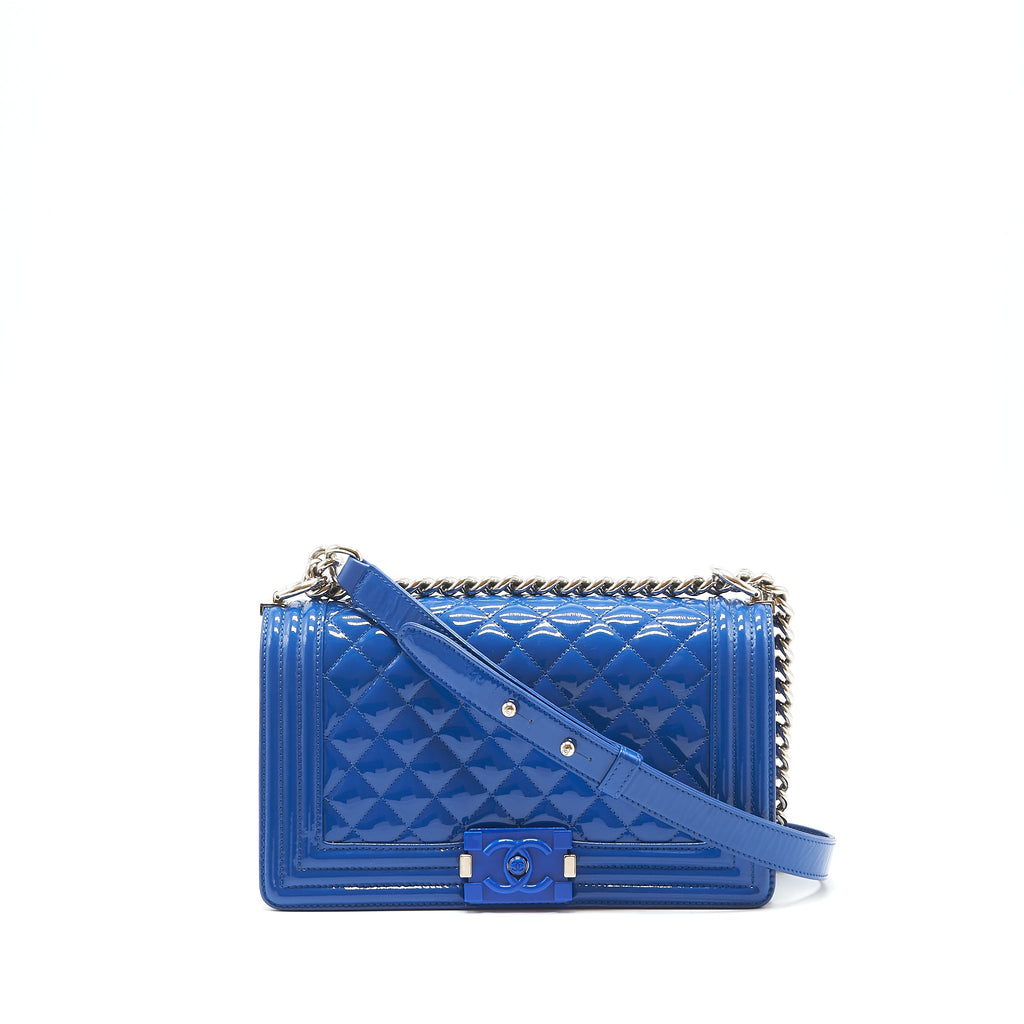 chanel-medium-boy-chanel-patent-leather-electric-blue-with-shw