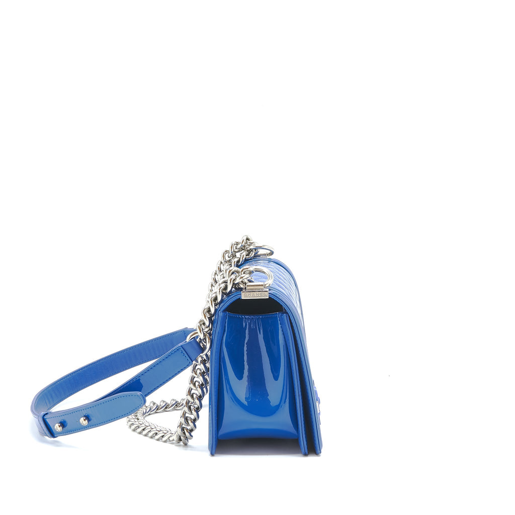 chanel-medium-boy-chanel-patent-leather-electric-blue-with-shw