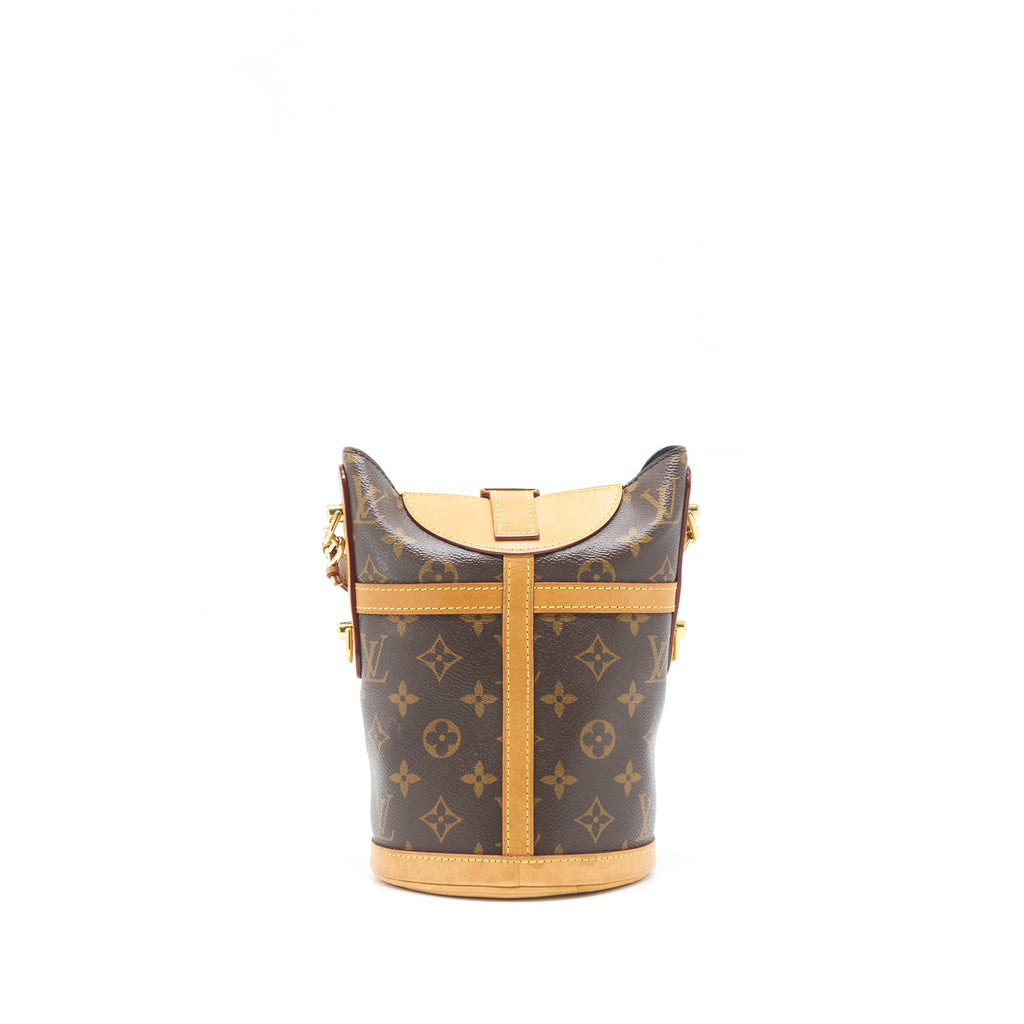 louis-vuitton-duffle-bag-monogram-canvas-1